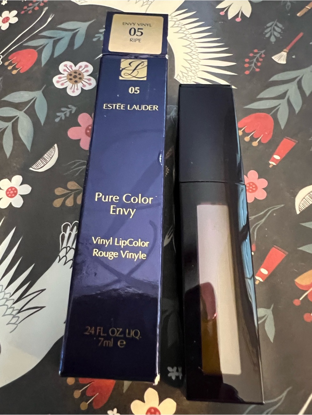 Estee Lauder Pure Color Envy Vinyl LipColor 05 Ripe - Deep Pink/Plum